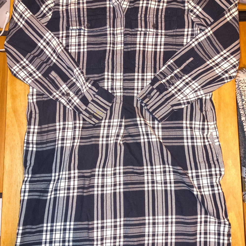 Madewell Daywalk Glendale Plaid Flannel Shirt Dress in black and white.